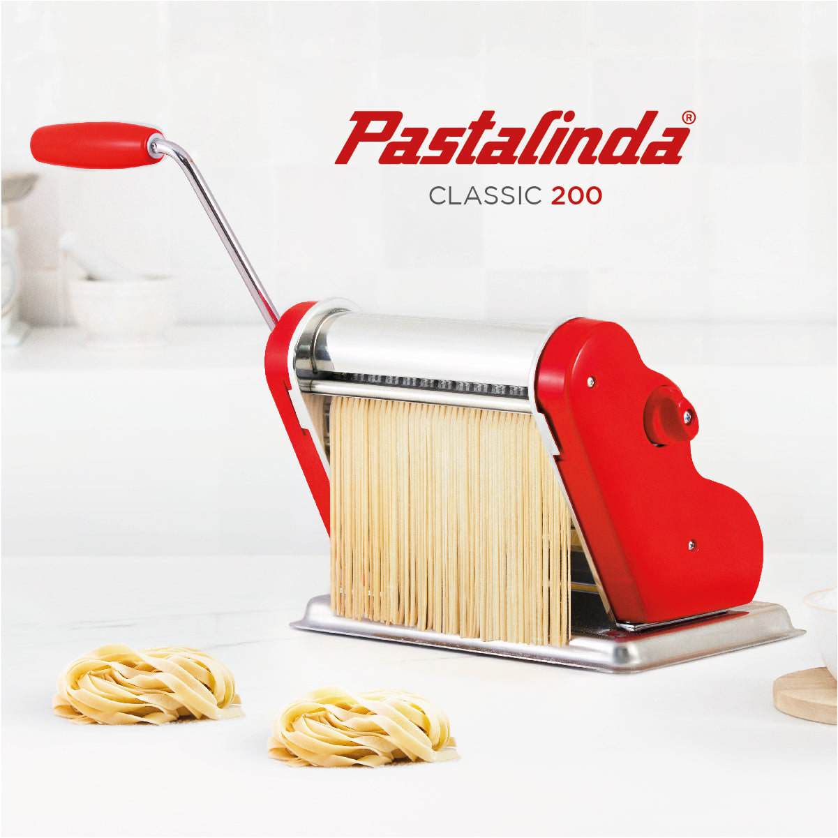 Pastalinda Classic 200 Red Pasta Maker Machine With Hand Crank And Two Clamps - Pastalinda